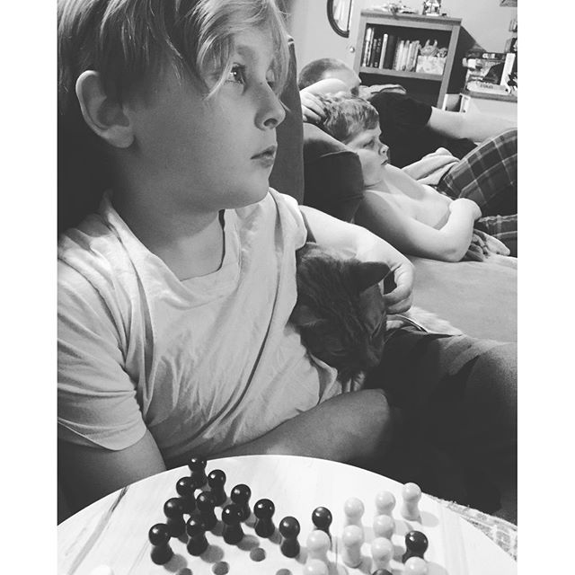 paleo relaxation and chinese checkers | Paleo Parents